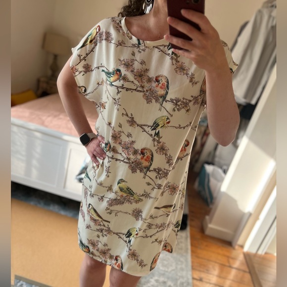 Willowmore dress - Picture 2 of 2